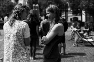 Performance Let This Darkness Be a Bell Tower par les Passagees a Saint Gilles, Bruxelles. Belgique, Bruxelles, 15-06-2025. Photographie de Caroline Hondermarck.